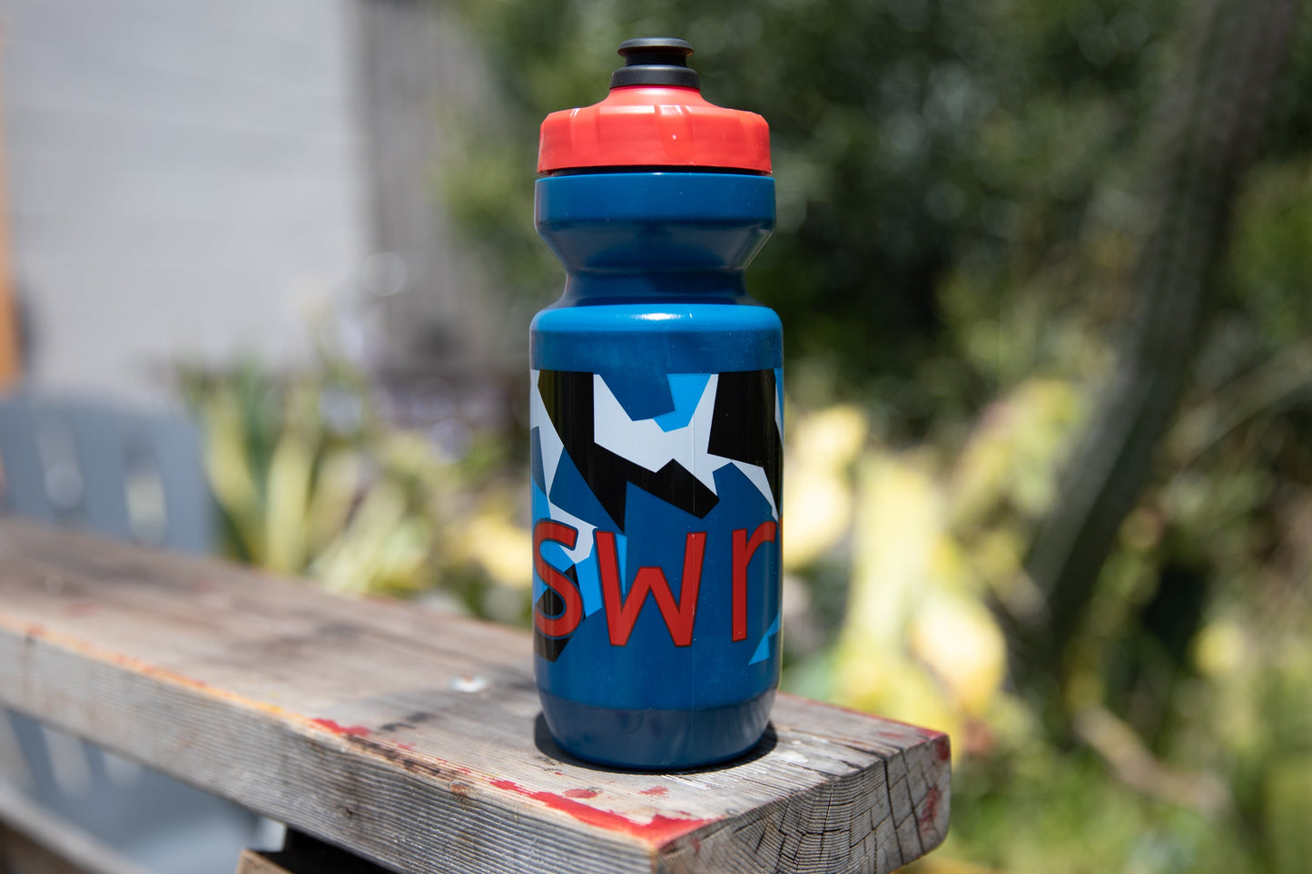 M90 SWEDISH CAMO Purist® water bottle