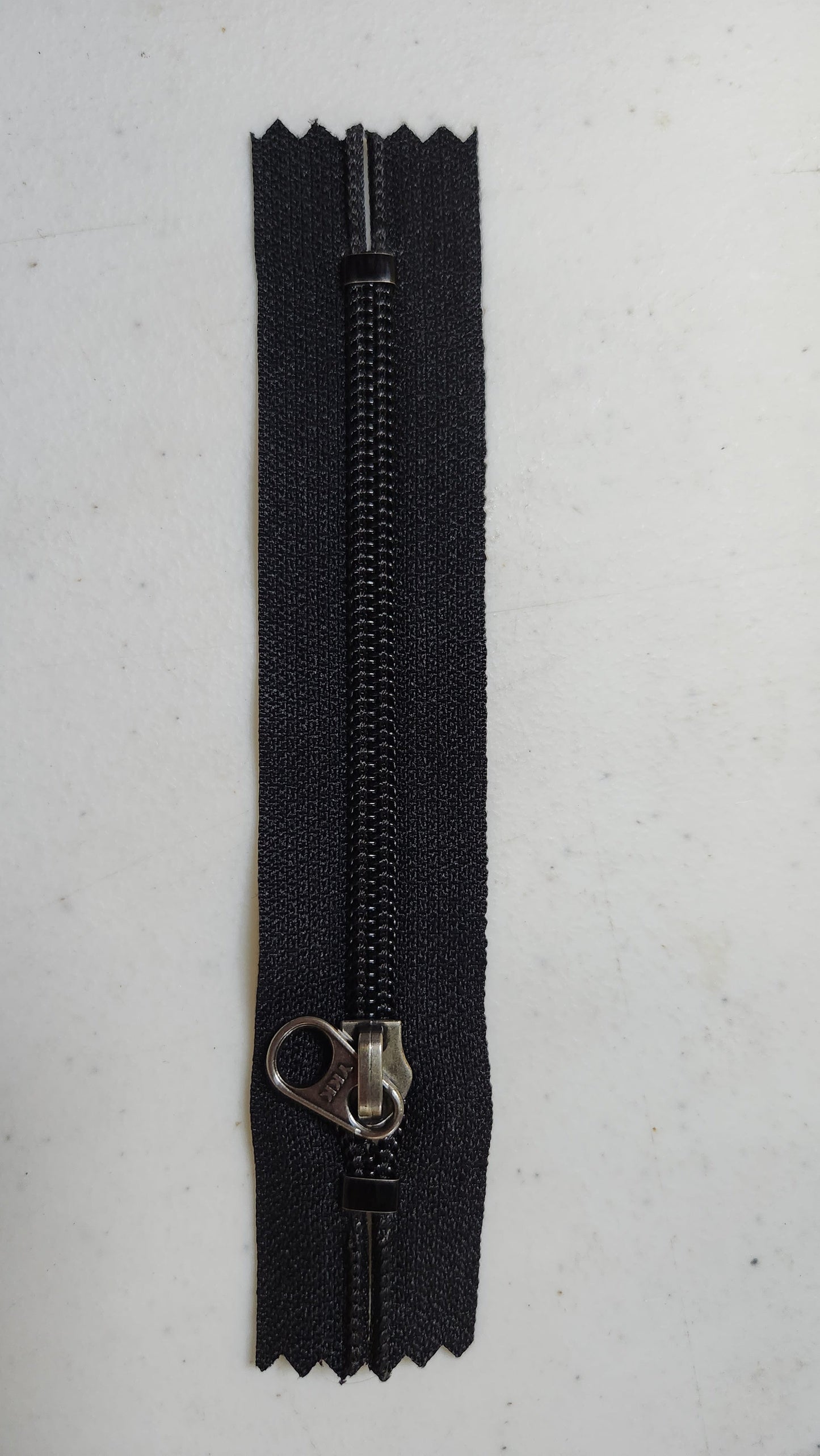 2 closed ends coil ZIPPERS