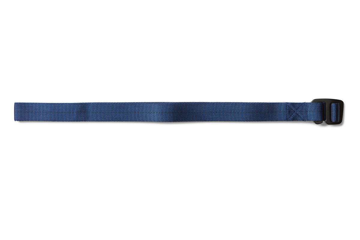 flat shot of the belt in stealth navy